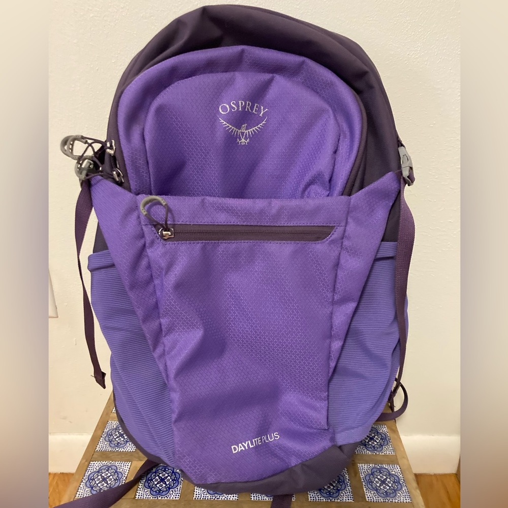 Osprey purple daylite plus backpack